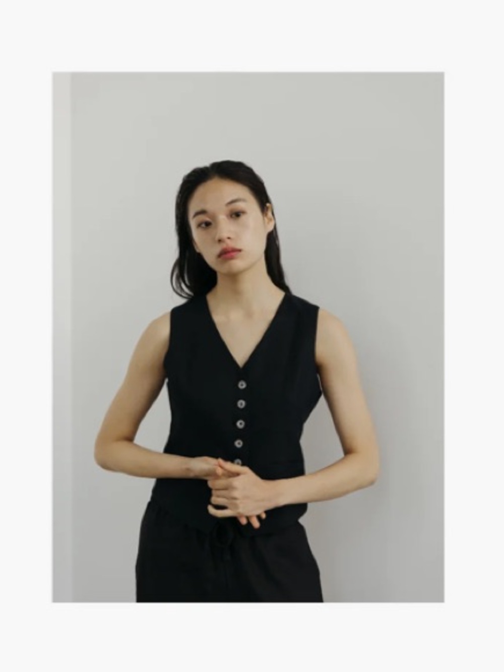 Mod Ref Linen Vest - Picture 14 of 15